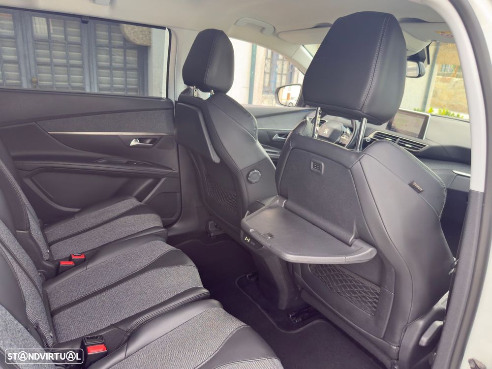 Peugeot 5008 1.6 BlueHDi Allure - 27
