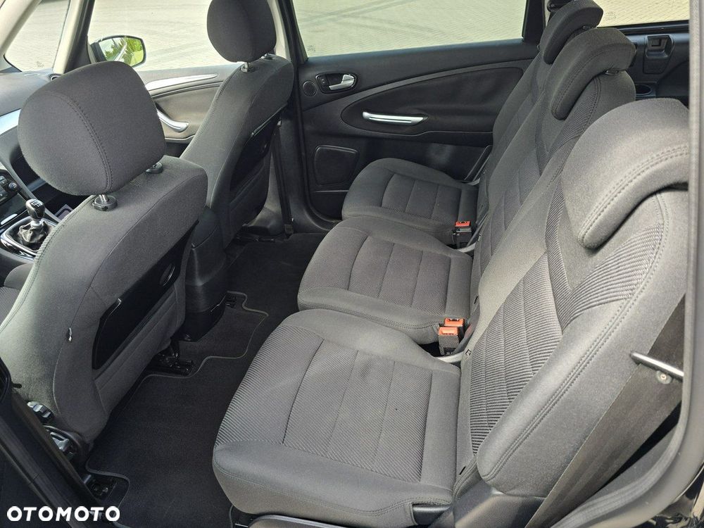Ford Galaxy - 18