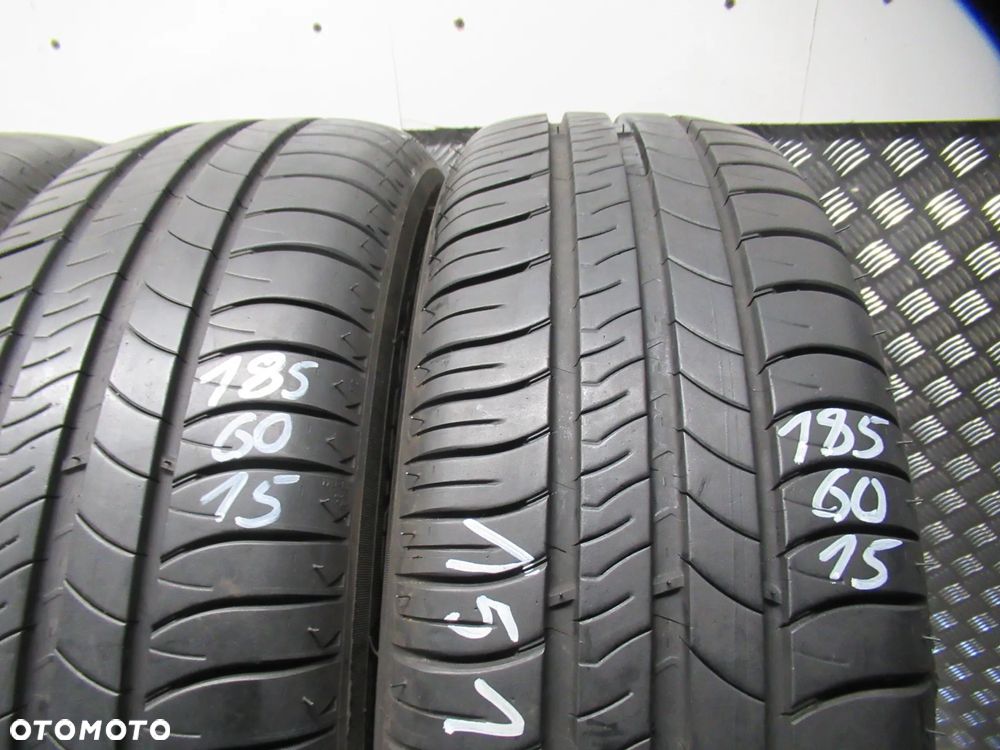 2x Michelin Energy Saver + 185/60/15 84T nr.15156 - 2