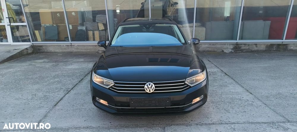 Volkswagen Passat 2.0 TDI SCR DSG - 17