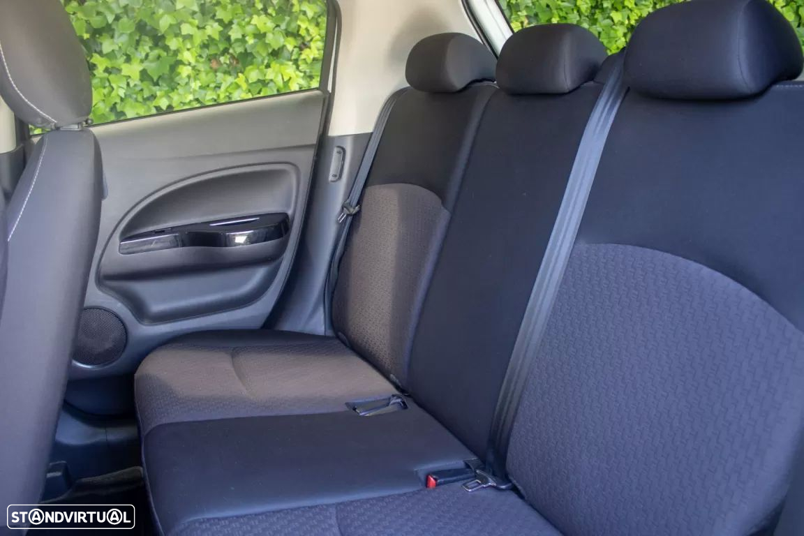 Mitsubishi Space Star 1.2 Intense - 13
