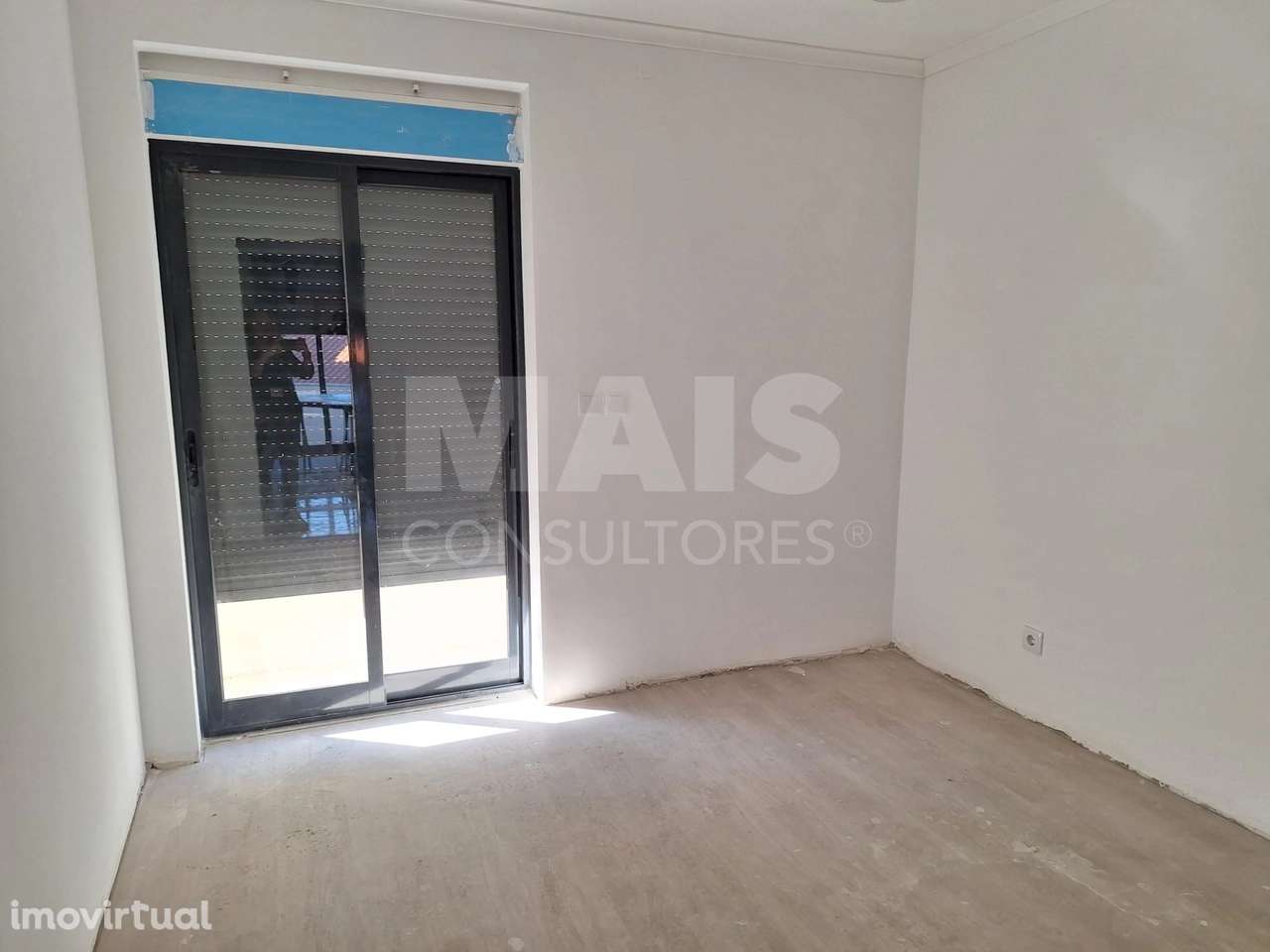Apartamento T1 Rch DTO Remodelado em Benavente - Grande imagem: 3/6