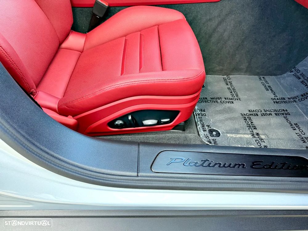 Porsche Panamera 4 E-Hybrid Platinum Edition - 27