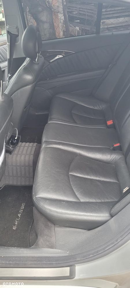 Mercedes-Benz Klasa E - 17