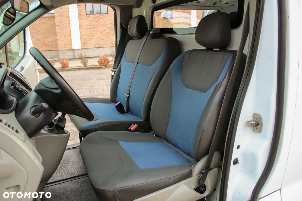 Renault Trafic - 24