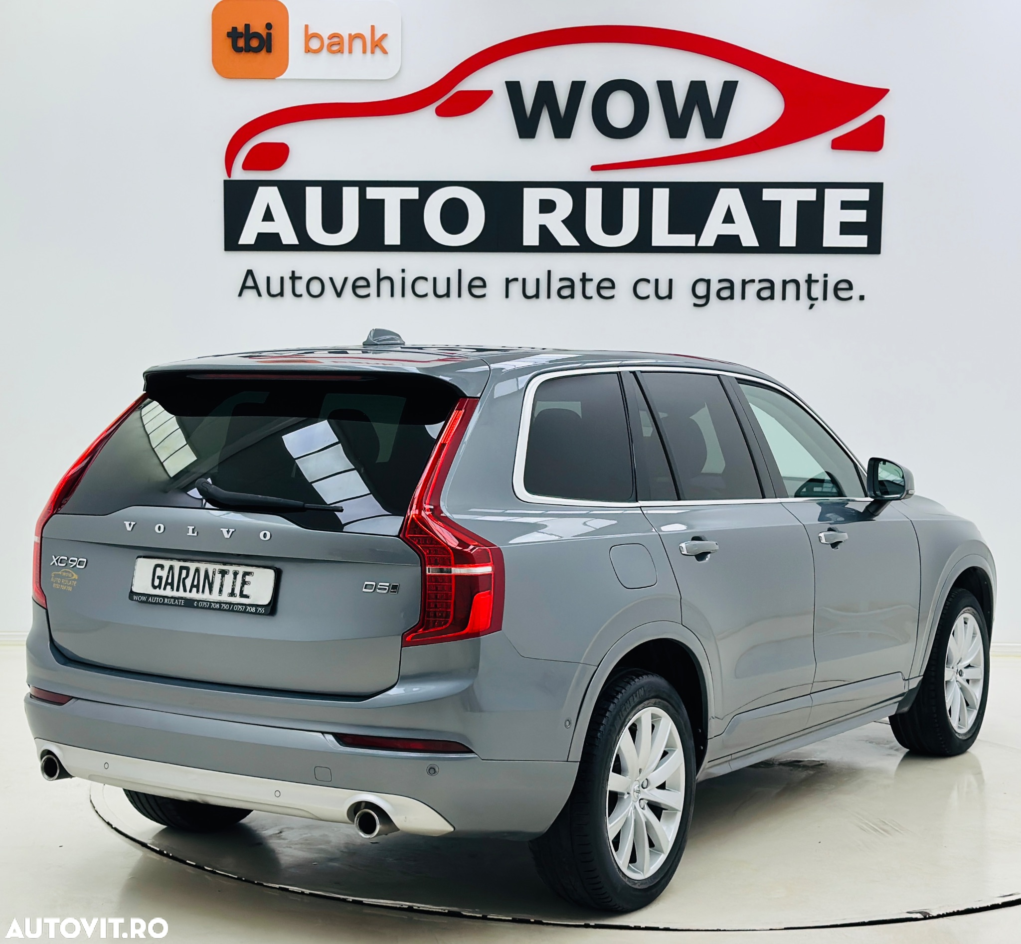 Volvo XC 90 D5 AWD Geartronic Momentum - 4