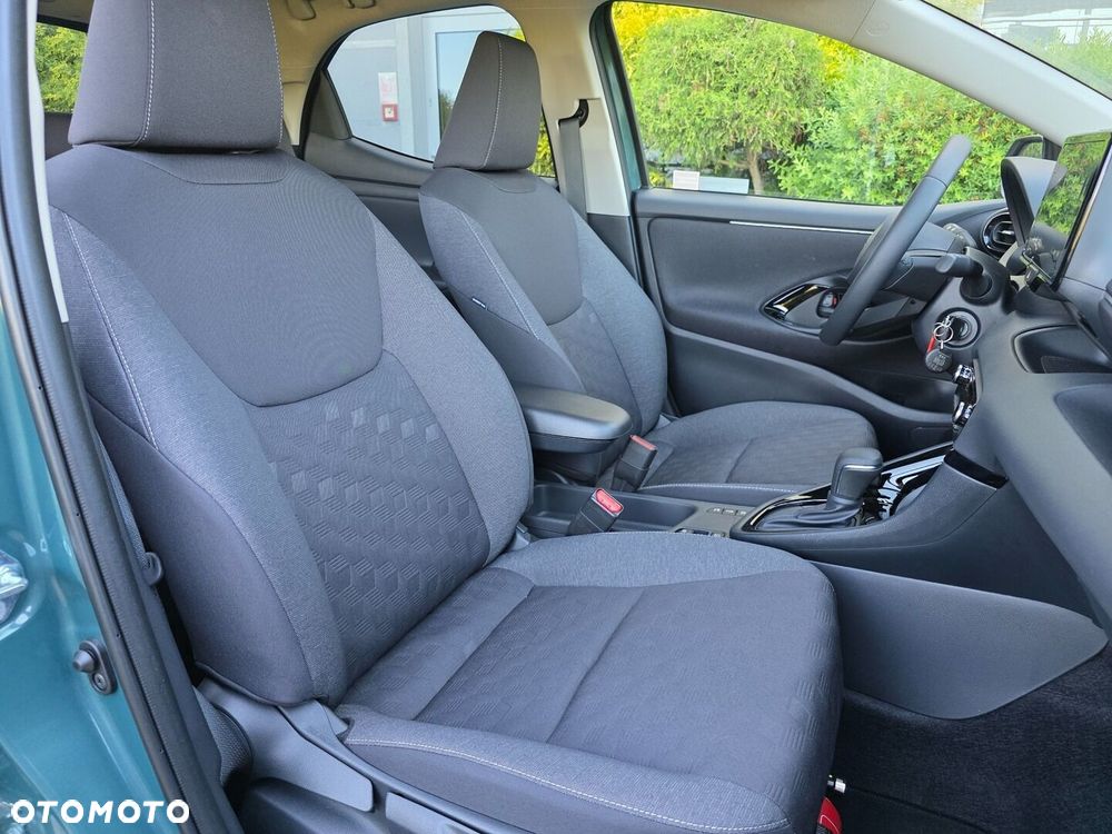 Toyota Yaris Hybrid 1.5 Style - 19