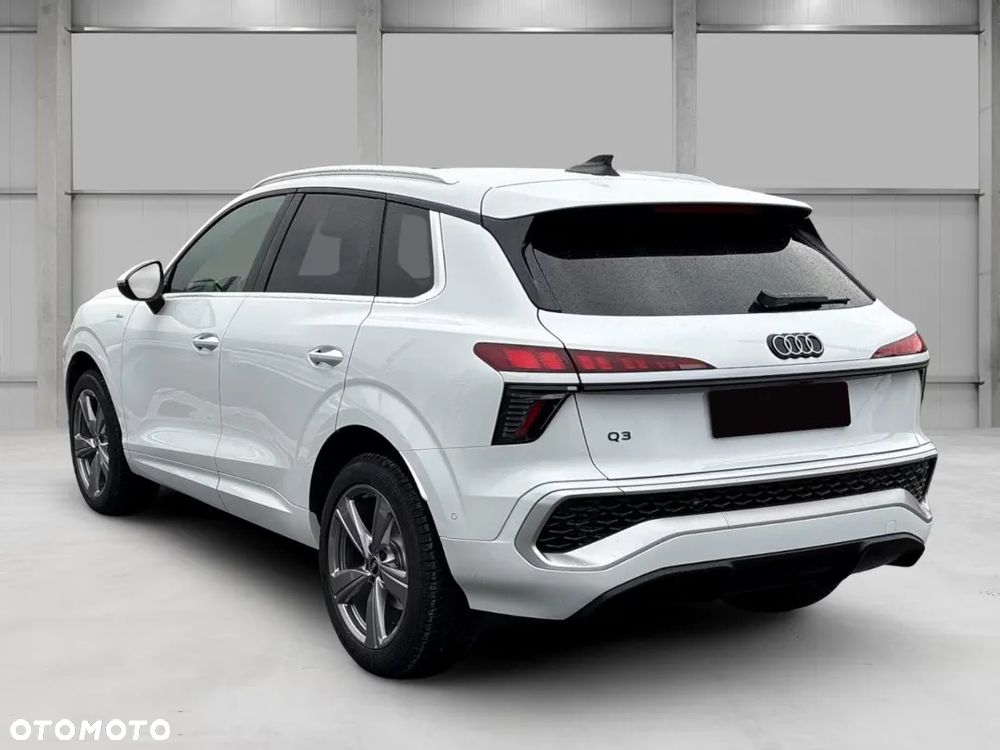 Audi Q3 35 TFSI S tronic - 4