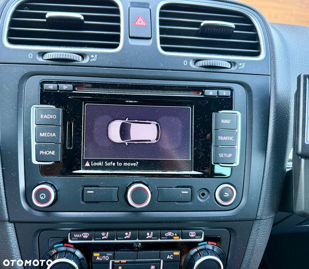 Volkswagen Golf 2.0 GTI DSG - 24