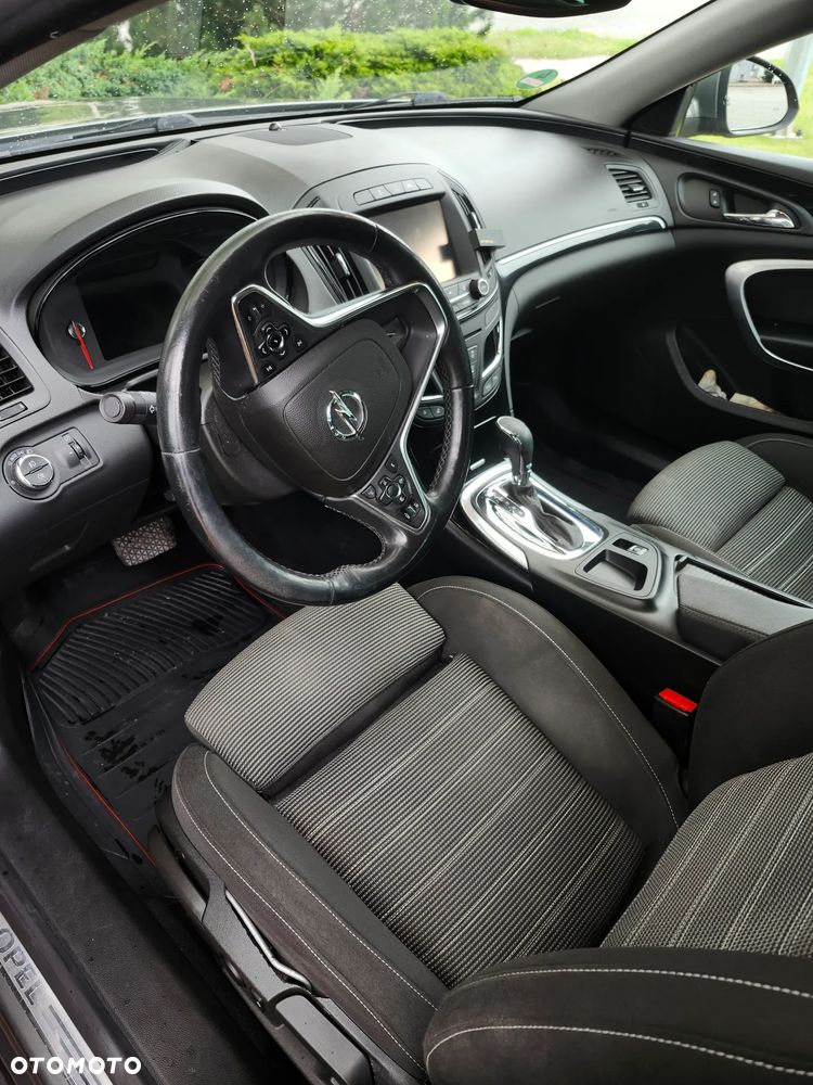Opel Insignia 1.6 SIDI Turbo Touer Innovation - 23