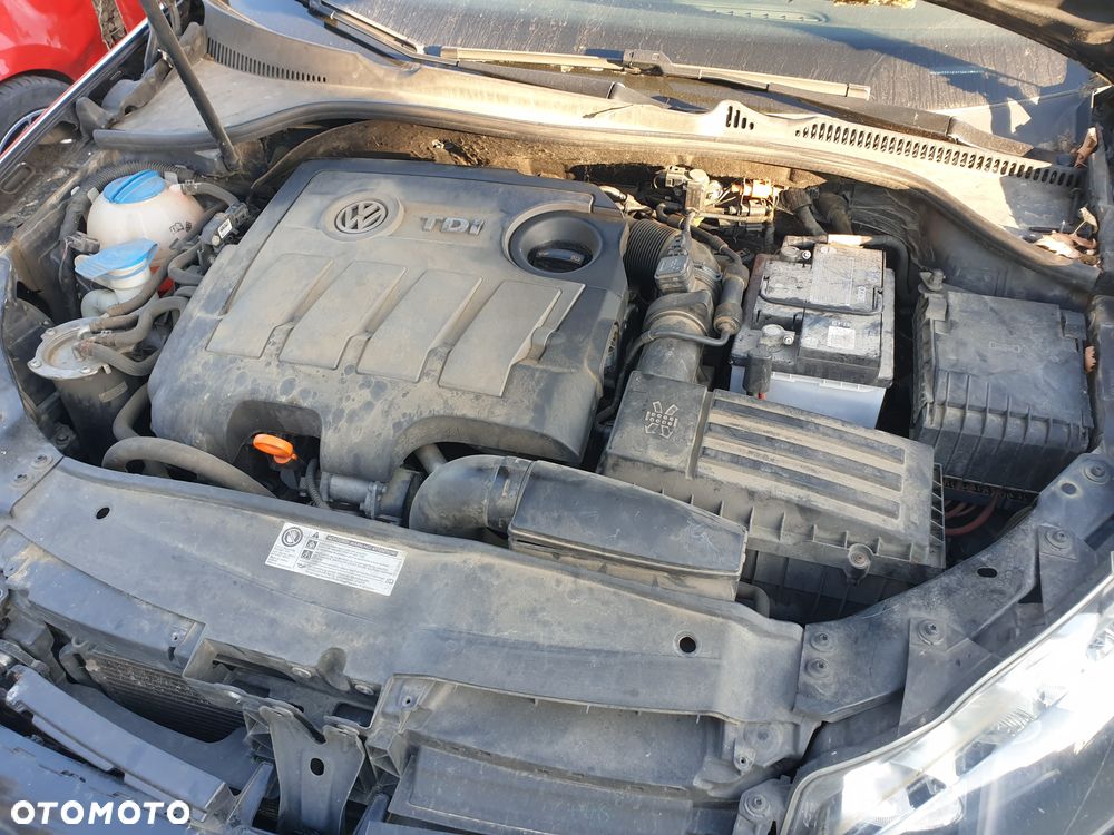 Volkswagen Golf Variant 1.6 TDI BlueMotion Technology Cup - 12