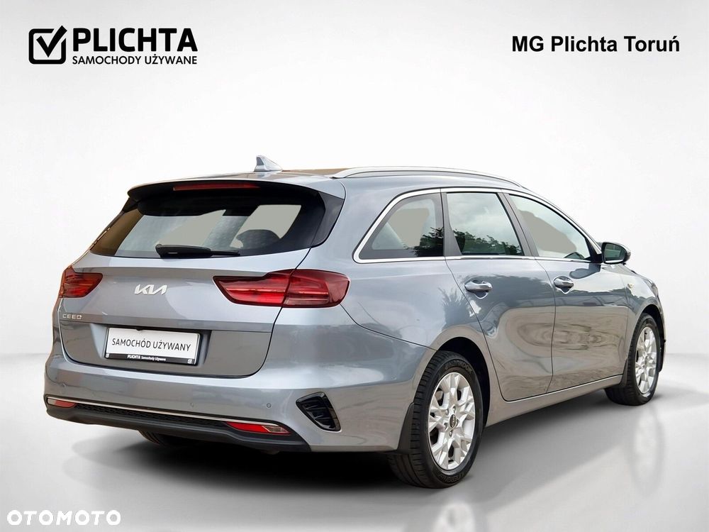 Kia Ceed - 9
