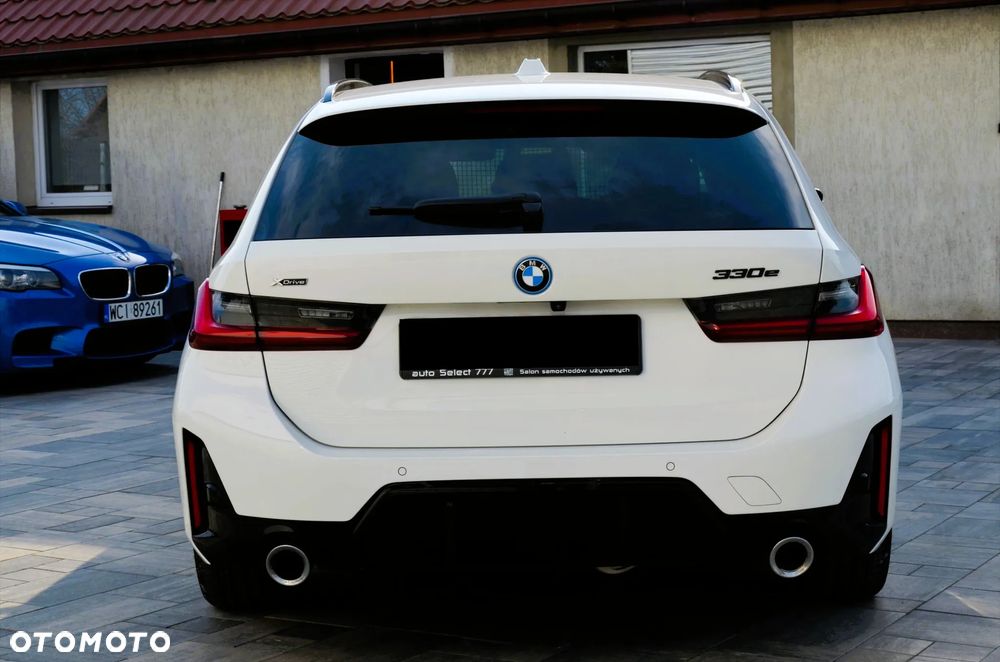 BMW Seria 3 330e xDrive M Sport sport - 13