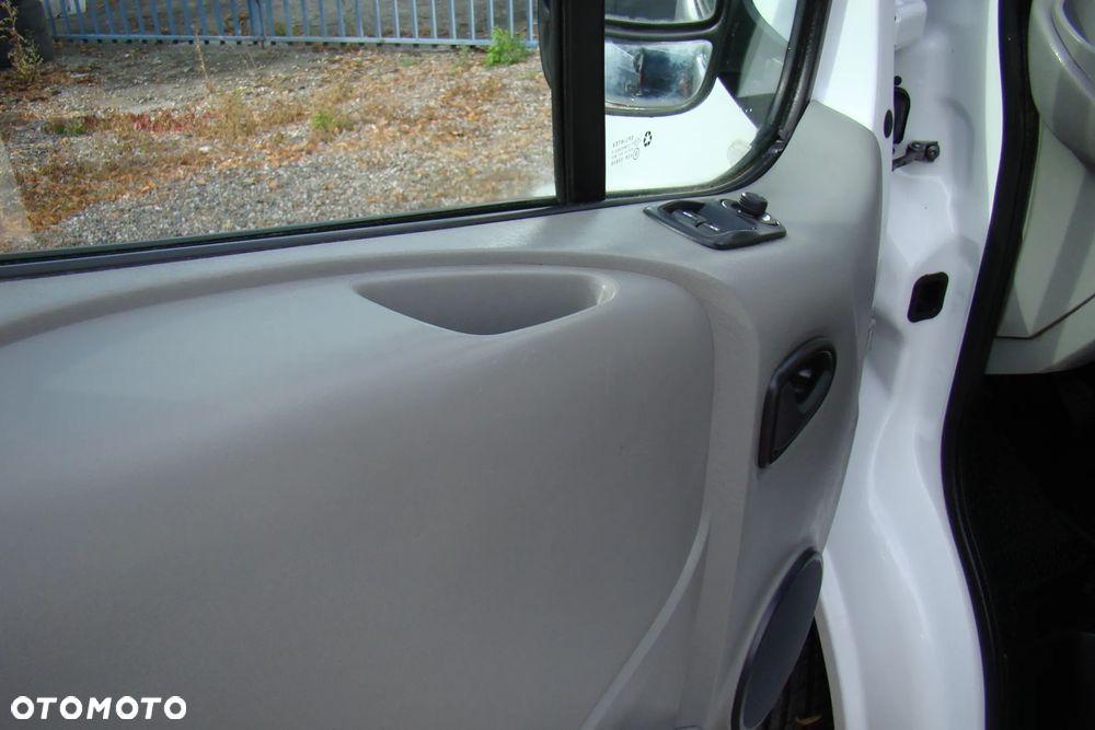 Renault Trafic - 7