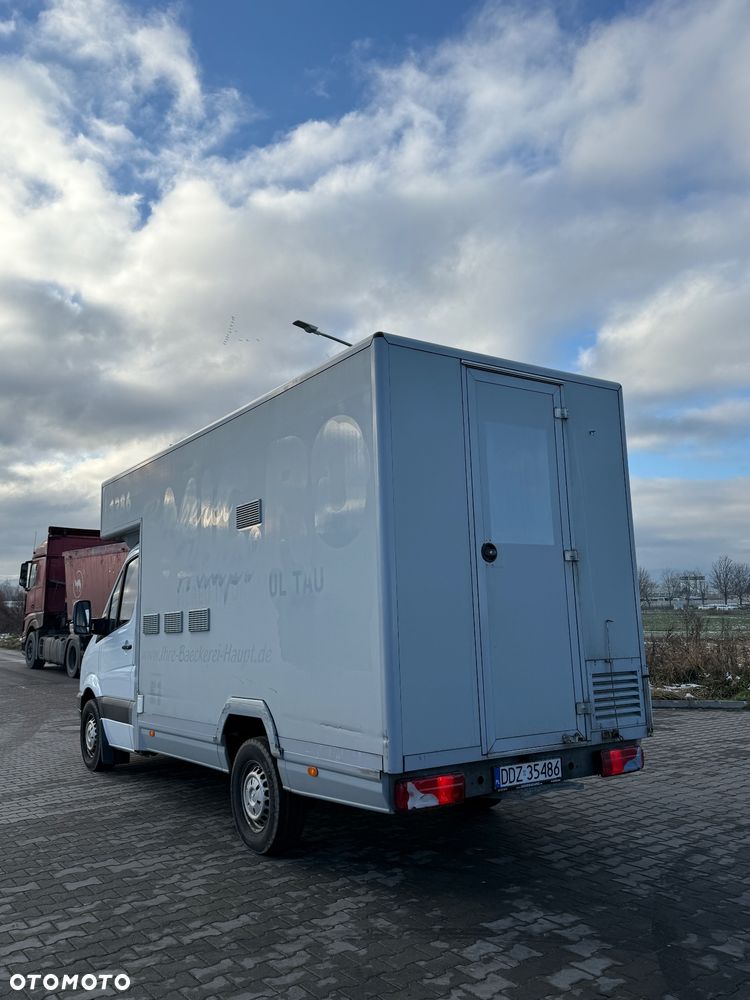 Mercedes-Benz Sprinter - 9