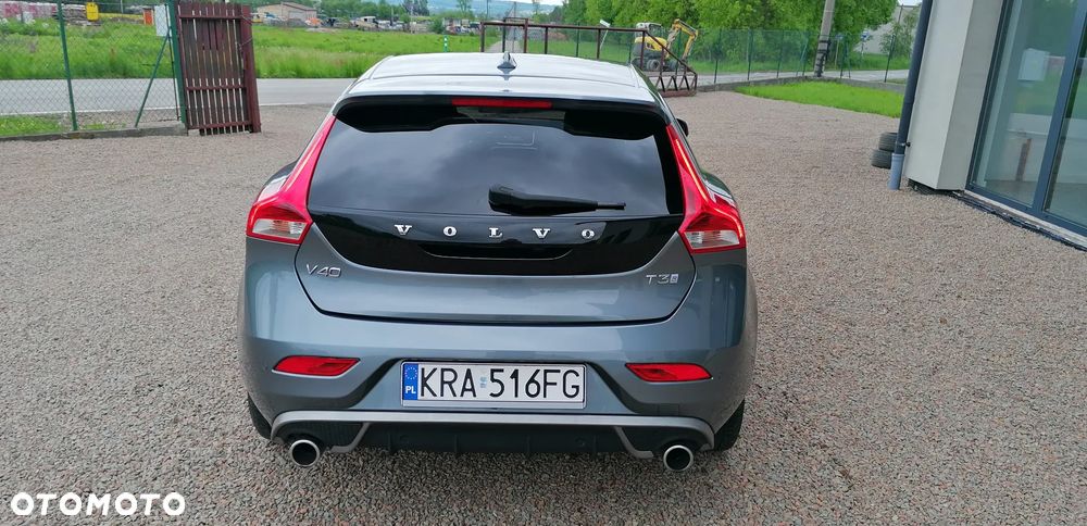 Volvo V40 T3 Drive-E R-Design Momentum - 30