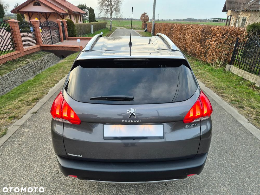 Peugeot 2008 PureTech 82 Style - 16