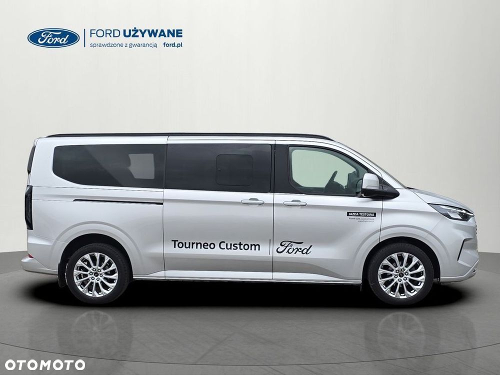 Ford Tourneo Custom - 6