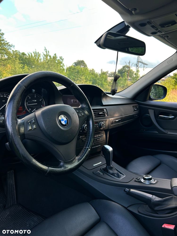 BMW Seria 3 318d DPF - 9