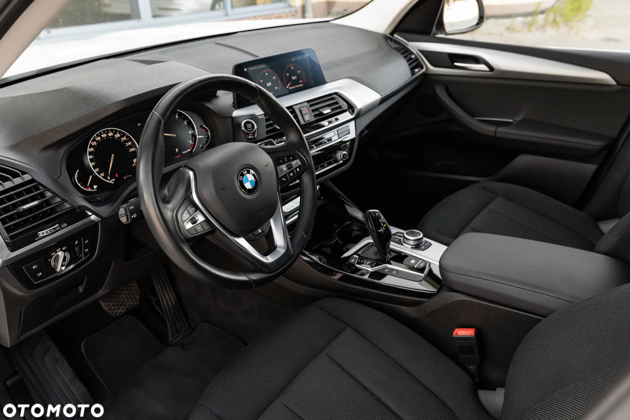 BMW X3 xDrive20i - 16