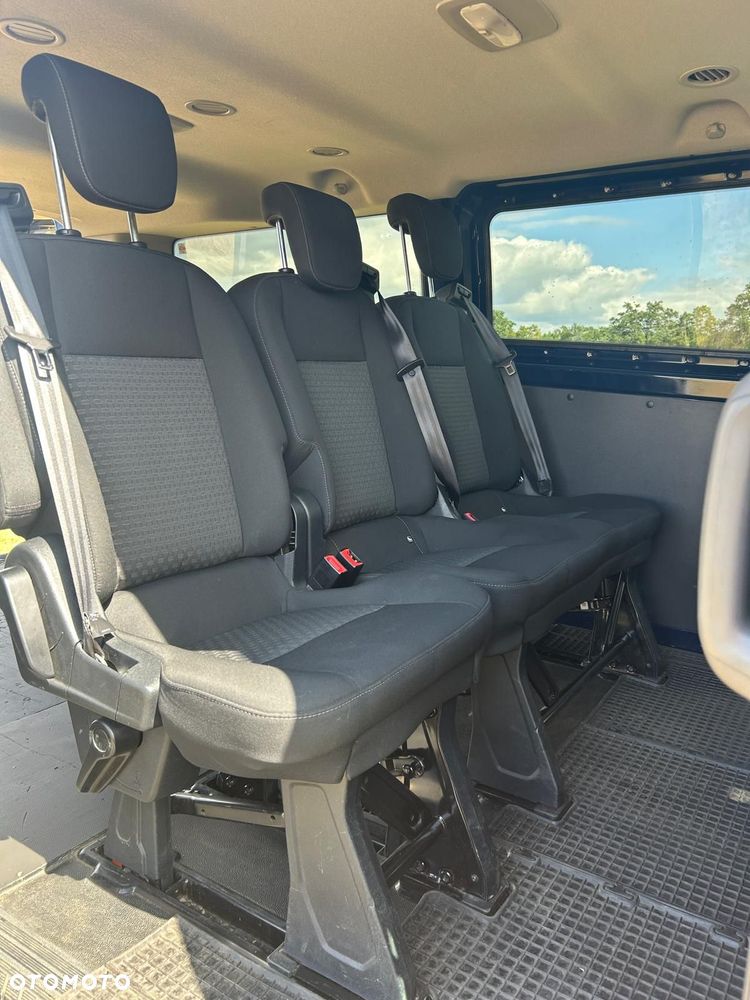 Ford TRANSIT CUSTOM - 13