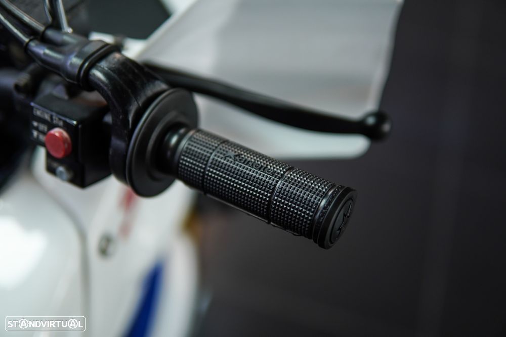 Yamaha XT750Z Super Tenere - 46