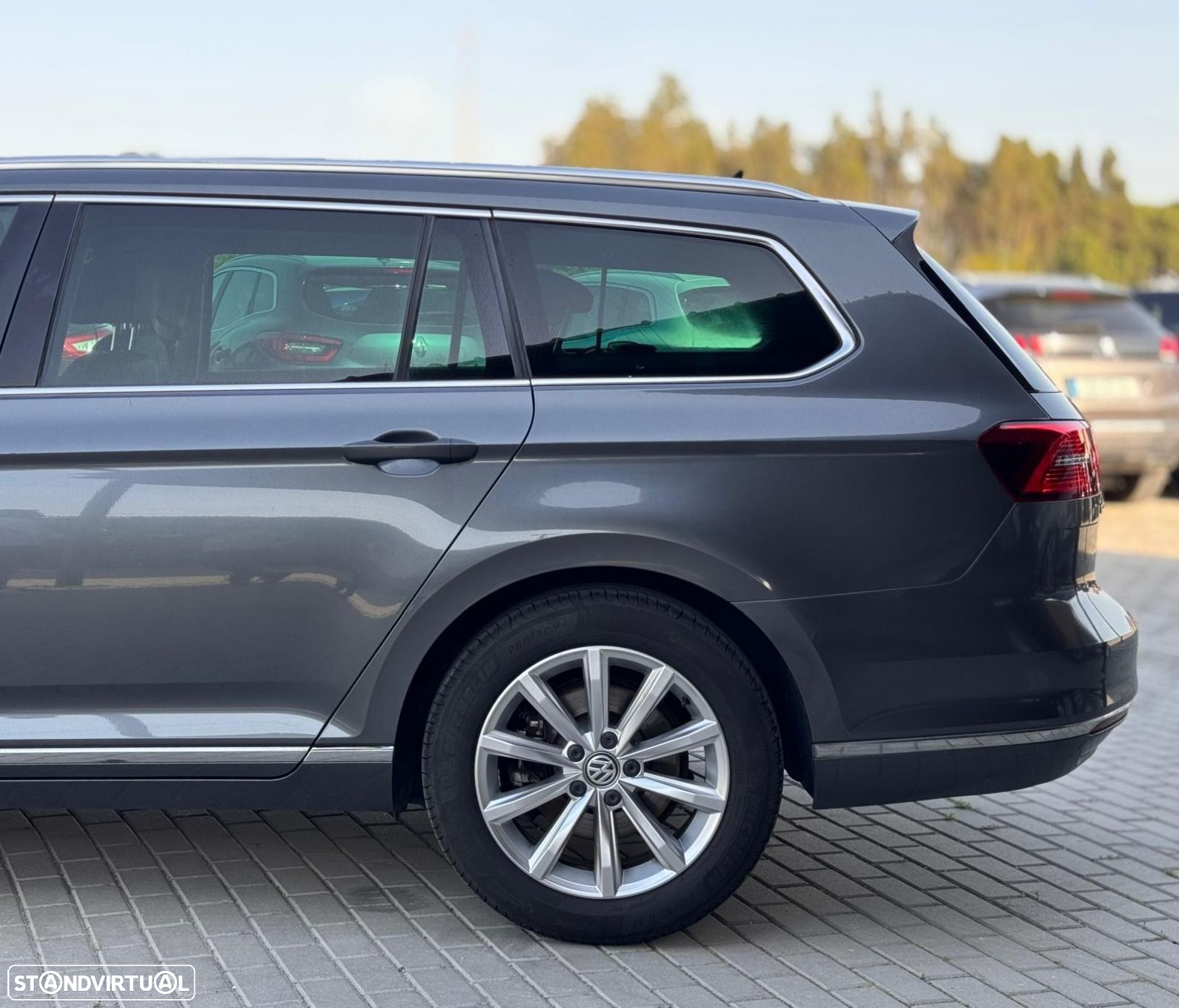 VW Passat Variant 2.0 TDi Highline - 5