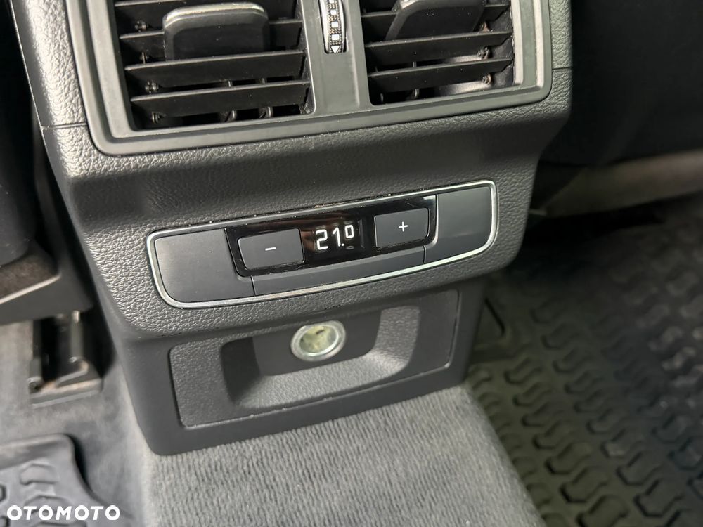 Audi Q5 35 TDI Quattro S tronic - 33