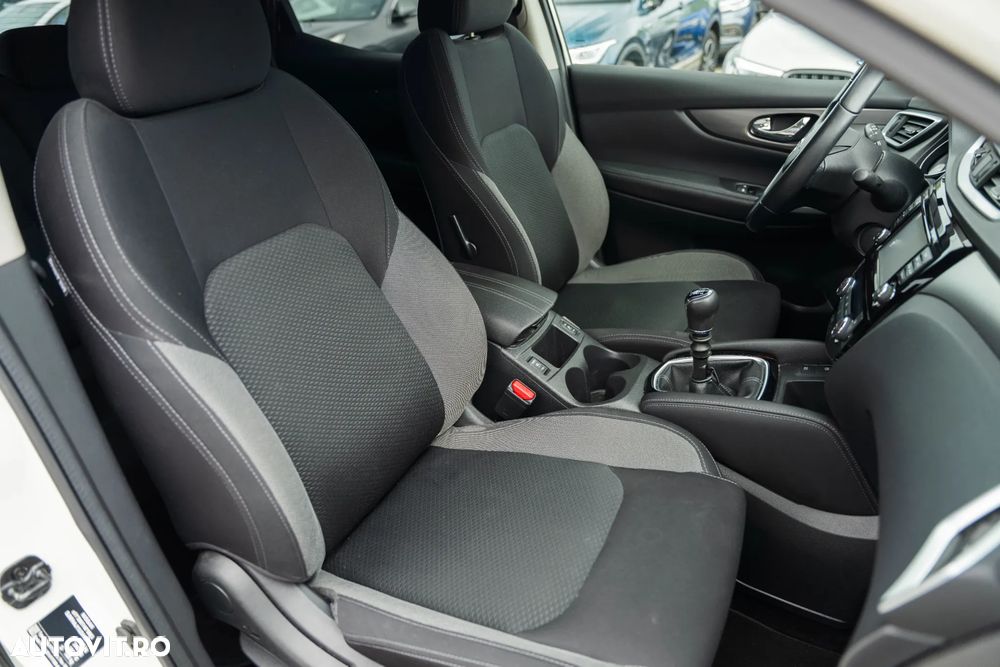 Nissan Qashqai 1.5 DCI N-CONNECTA - 15