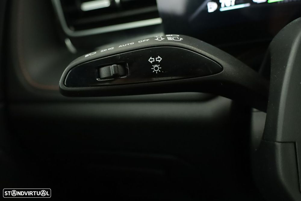 MG EHS 1.5 T-GDI Plug-in Hybrid Luxury - 17