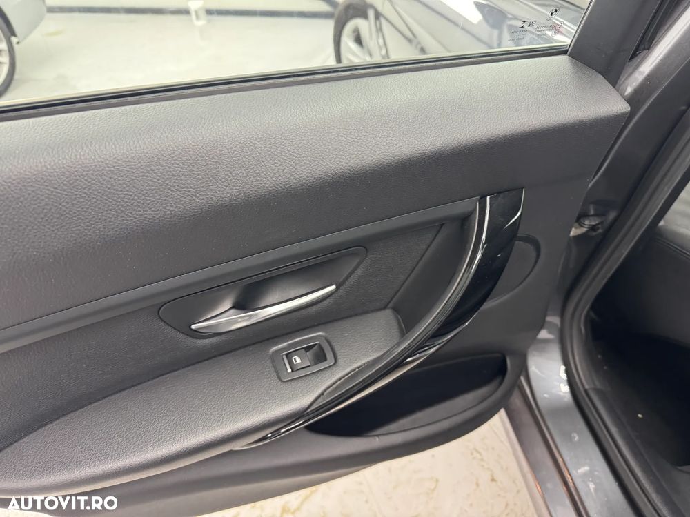 BMW Seria 3 318d Aut. Luxury Line - 16