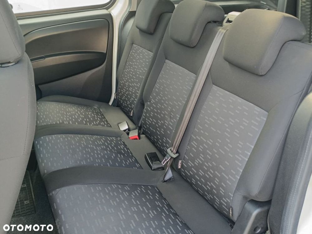 Opel Combo - 21