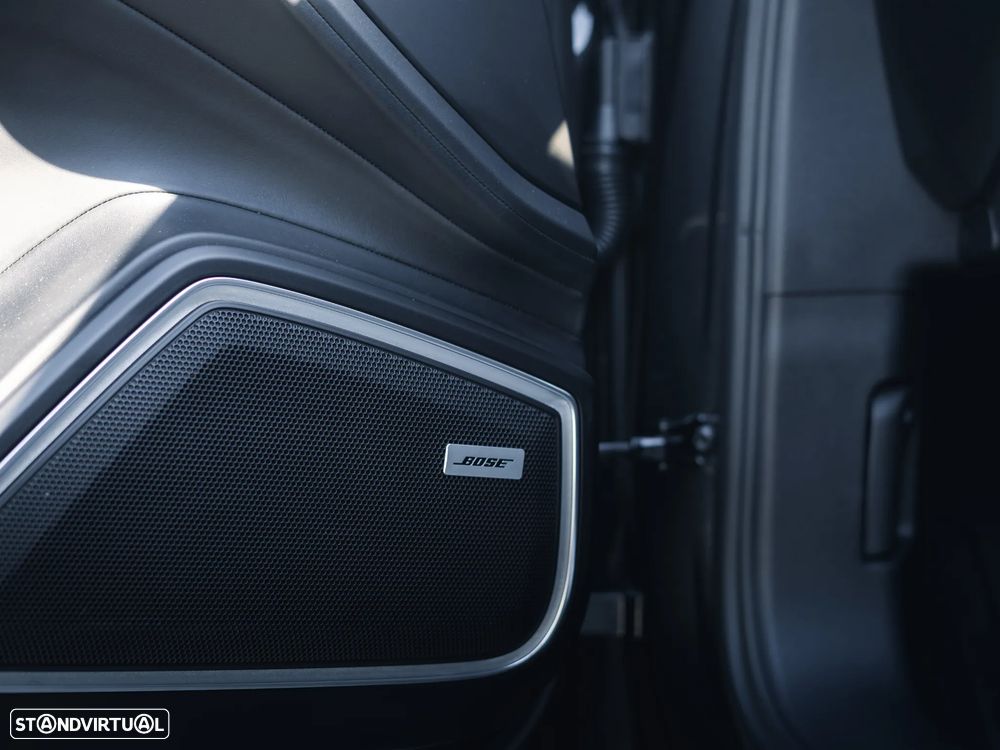 Porsche Panamera Sport Turismo Turbo S E-Hybrid - 17
