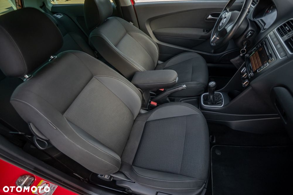 Volkswagen Polo - 24