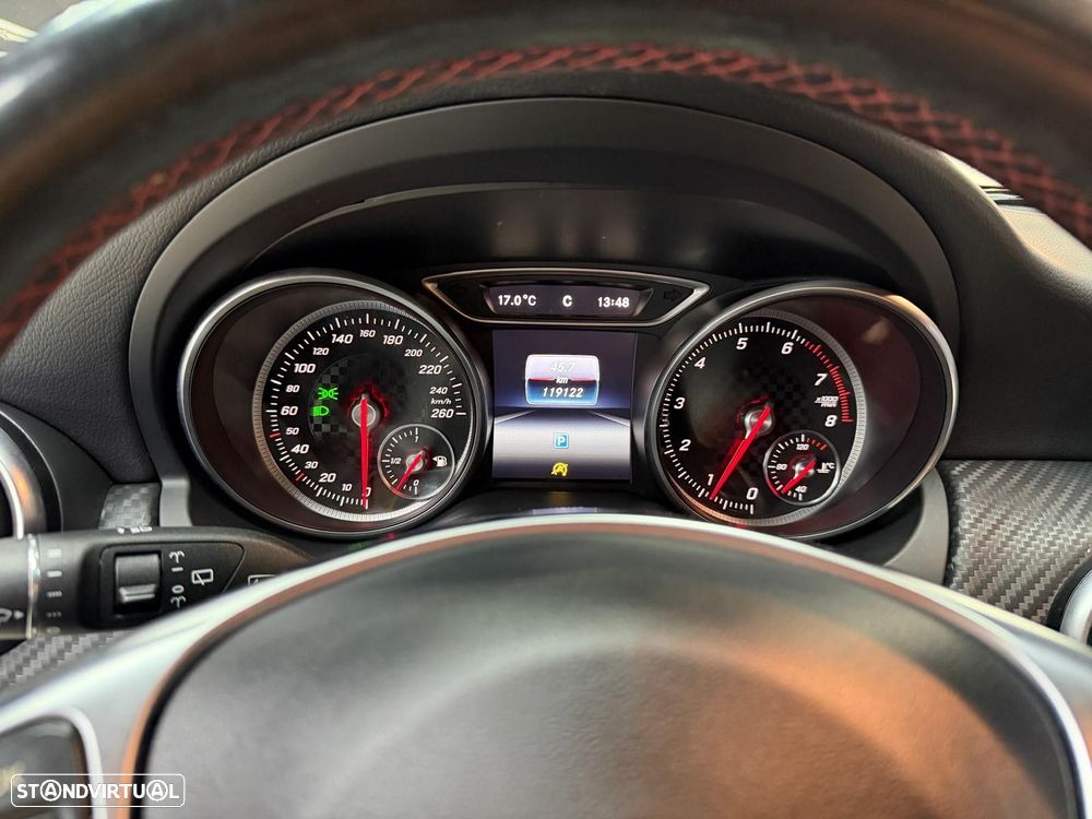 Mercedes-Benz A 180 AMG Line - 21