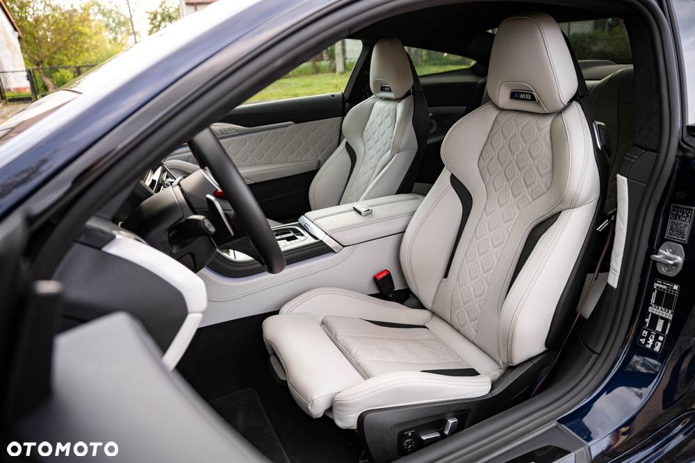 BMW M8 - 5
