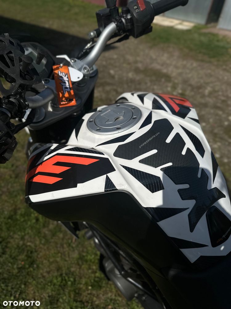 KTM Duke - 5