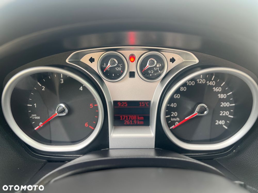 Ford Kuga 2.0 TDCi 2x4 Champions Edition - 33