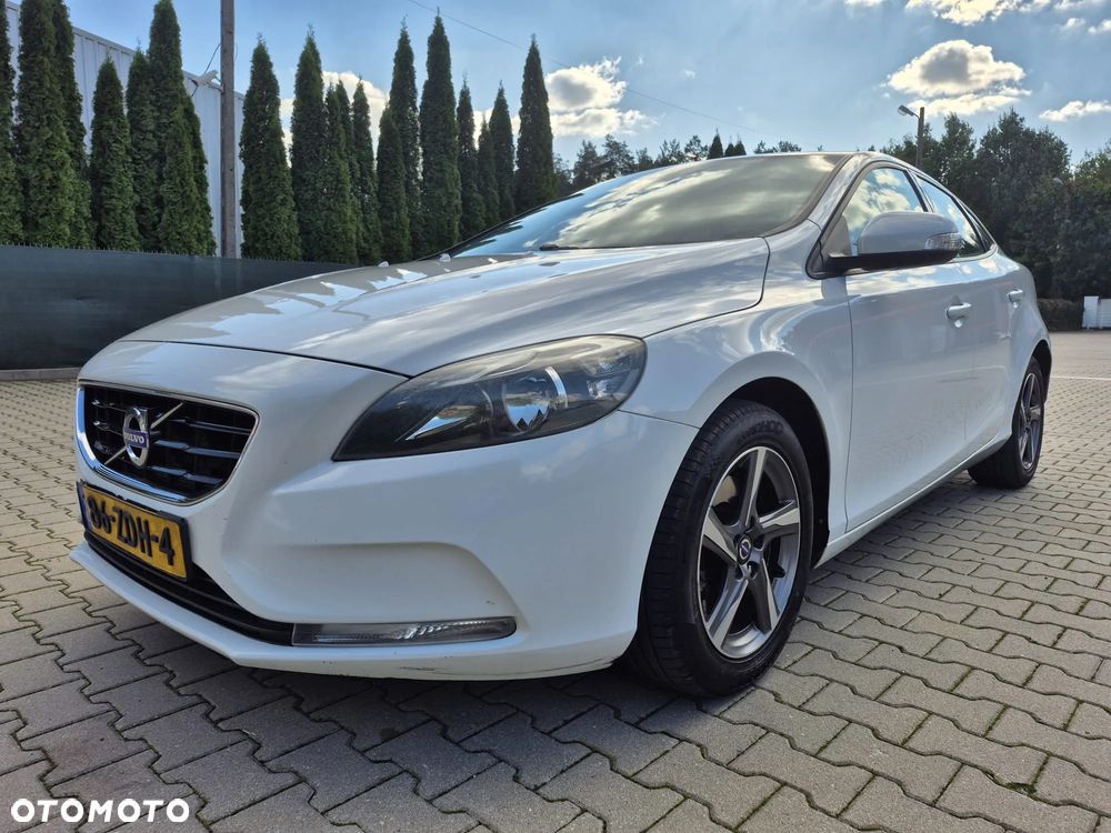 Volvo V40 - 1