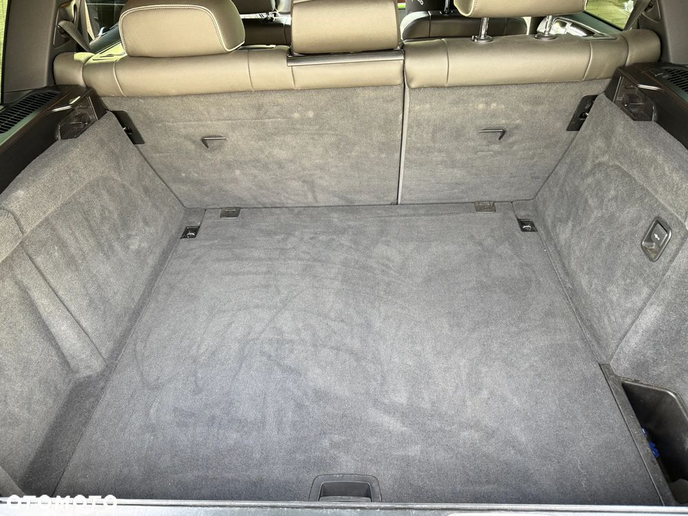 BMW X5 xDrive50i - 26