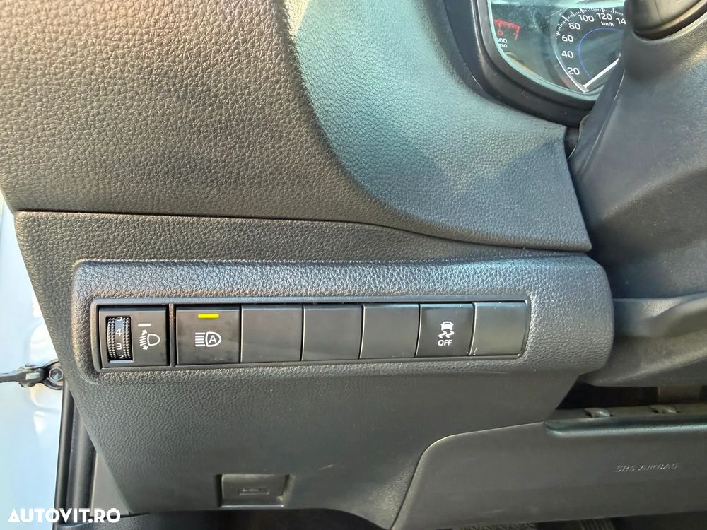 Toyota Corolla - 24