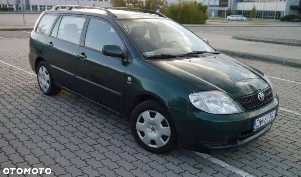 Toyota Corolla - 1