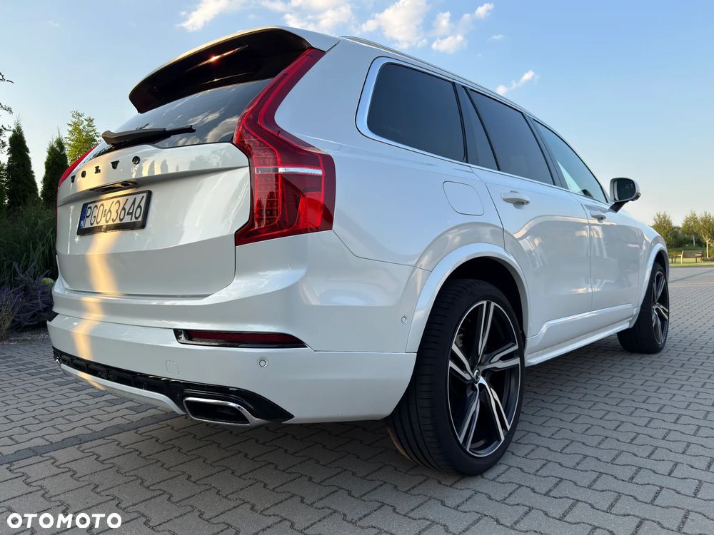 Volvo XC 90 D5 AWD Geartronic RDesign - 3