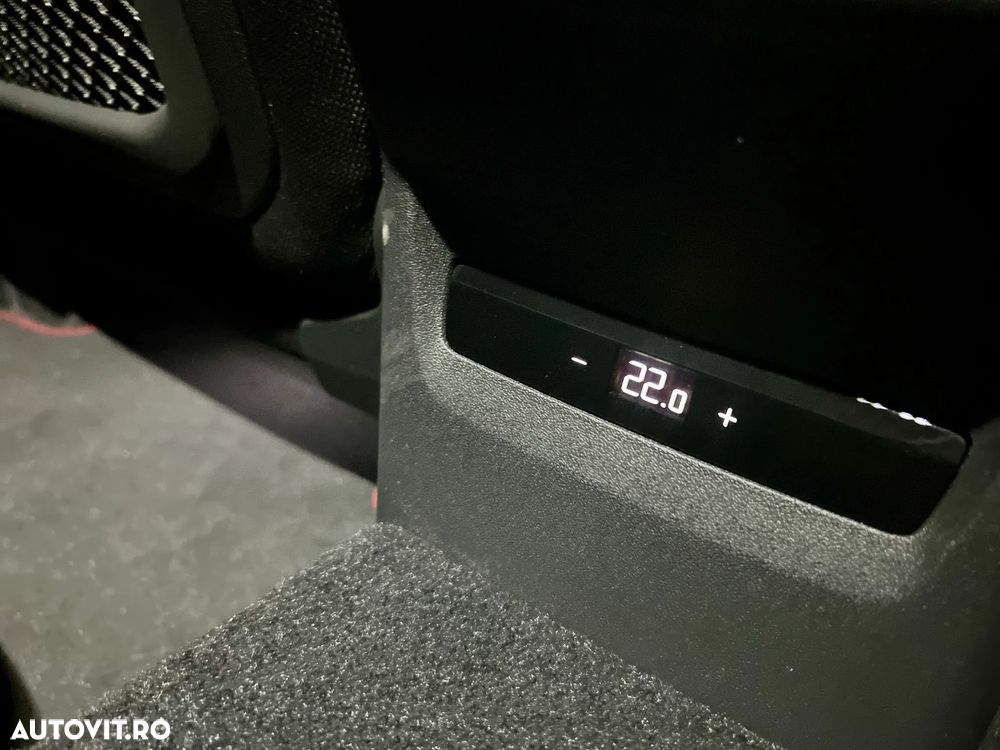 Audi Q3 2.0 40 TFSI S tronic quattro - 37