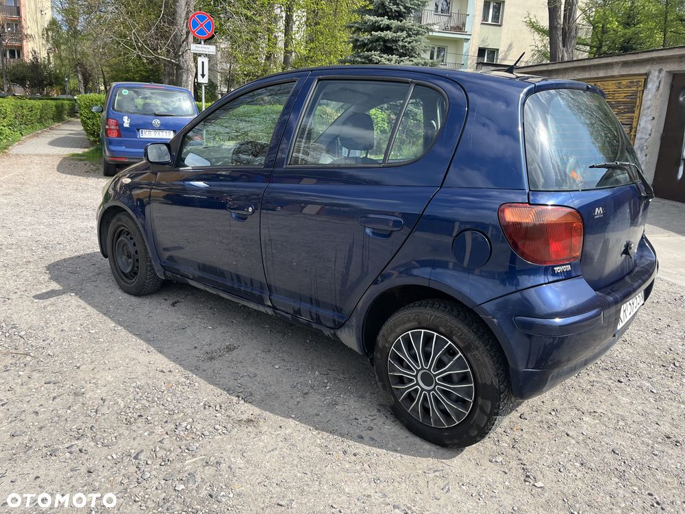 Toyota Yaris 1.4 D-4D Base - 1