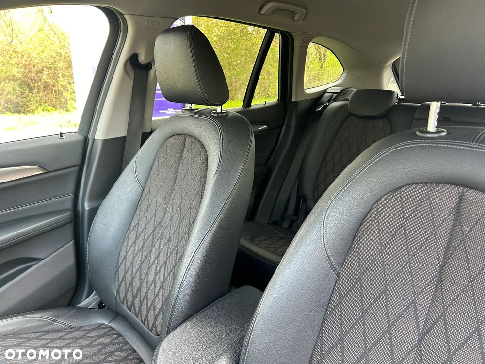 BMW X1 xDrive20d xLine - 17