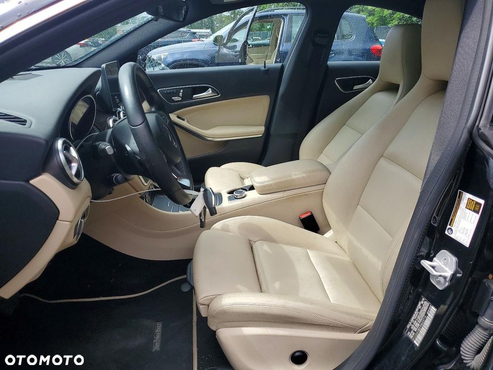 Mercedes-Benz CLA - 7