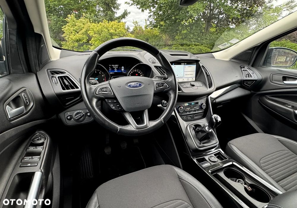 Ford Kuga 1.5 EcoBoost 2x4 Titanium - 21