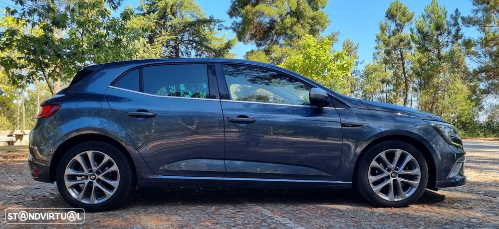 Renault Mégane 1.5 Blue dCi GT Line - 23