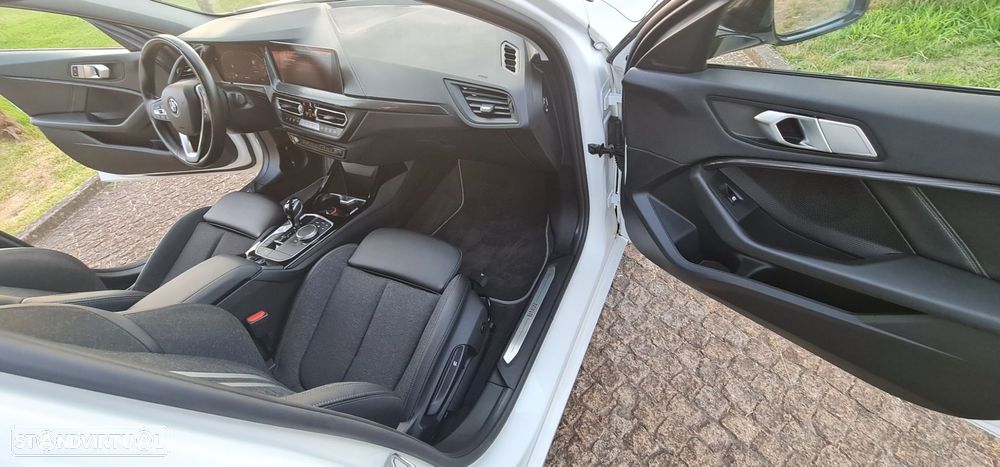 BMW 118 d Aut. Sport Line - 39